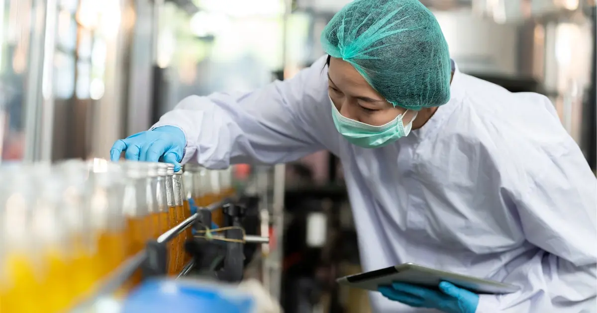 Digital quality control checklists and inspection workflow